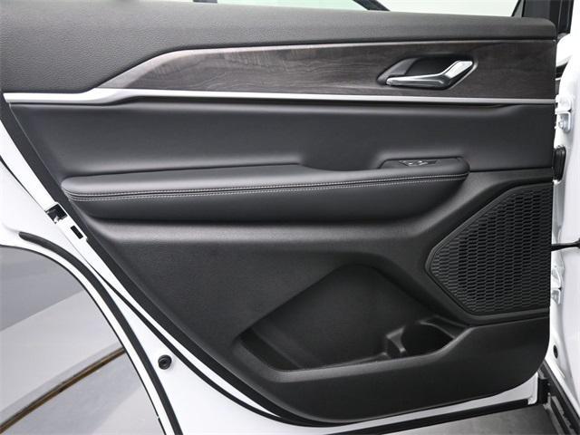 new 2025 Jeep Grand Cherokee L car, priced at $48,497