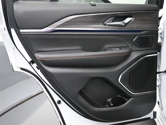 new 2025 Jeep Grand Cherokee car, priced at $59,029