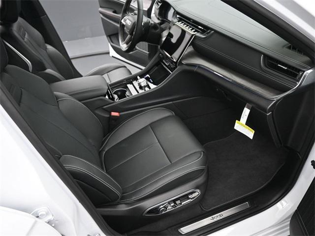 new 2025 Jeep Grand Cherokee car, priced at $59,029