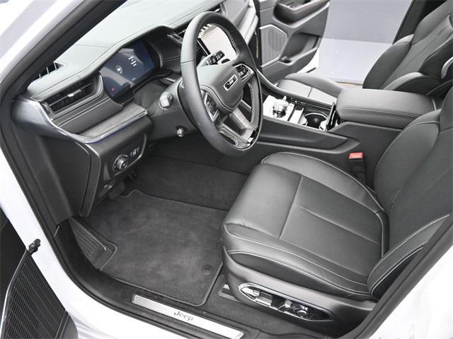 new 2025 Jeep Grand Cherokee car, priced at $59,029
