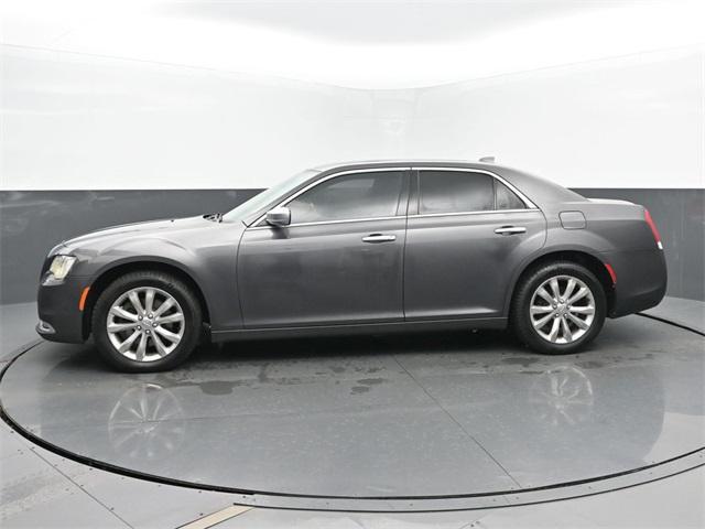 used 2016 Chrysler 300 car