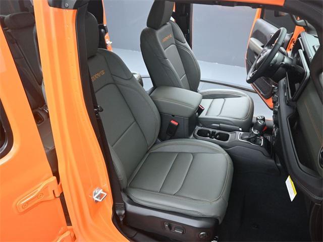 new 2025 Jeep Gladiator car, priced at $57,797