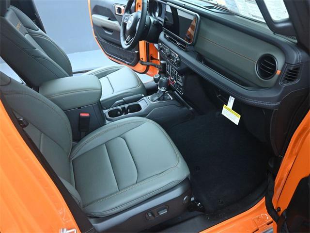new 2025 Jeep Gladiator car, priced at $57,797