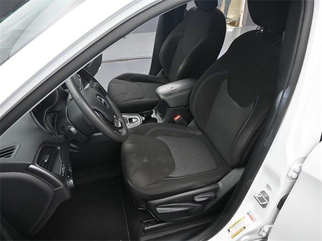 used 2020 Jeep Cherokee car, priced at $18,995