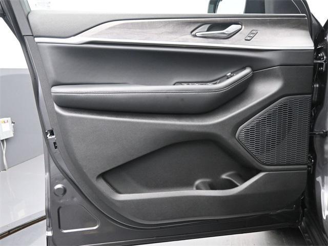 new 2025 Jeep Grand Cherokee L car, priced at $49,506