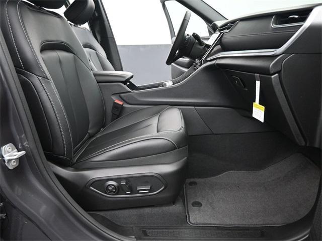 new 2025 Jeep Grand Cherokee L car, priced at $49,506