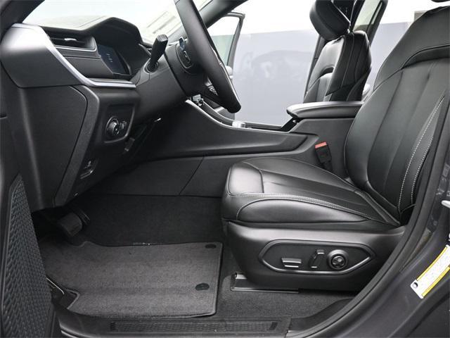 new 2025 Jeep Grand Cherokee L car, priced at $49,506