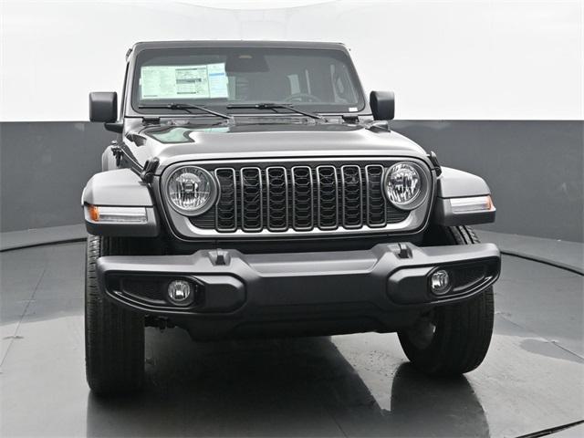 new 2025 Jeep Wrangler car, priced at $52,670