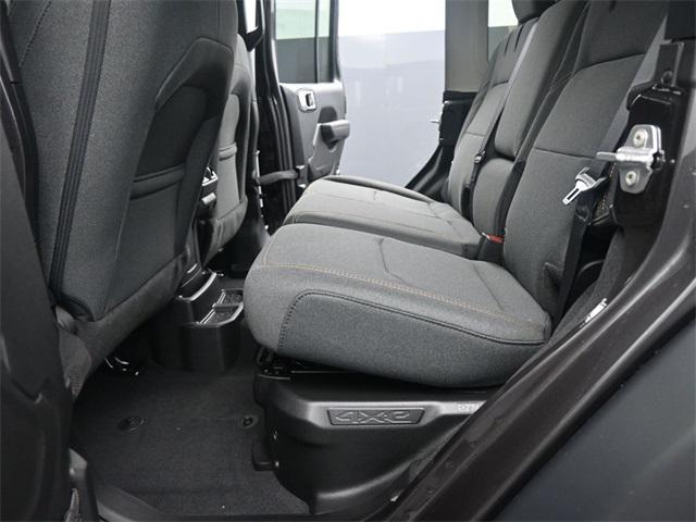 new 2025 Jeep Wrangler car, priced at $52,670