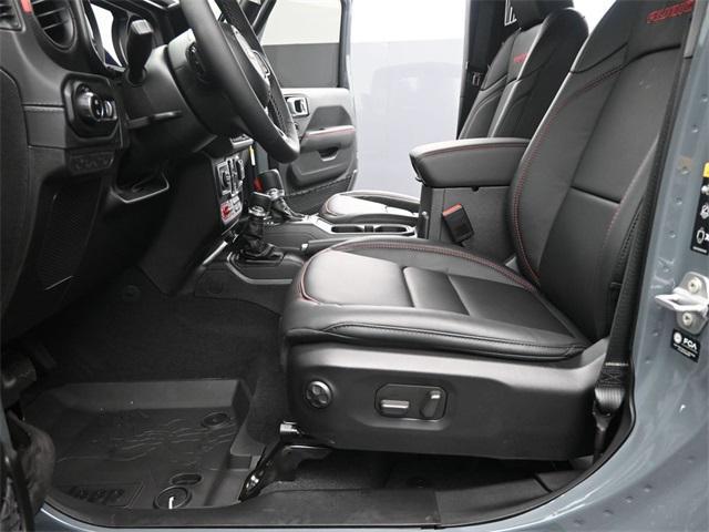new 2025 Jeep Gladiator car, priced at $56,450