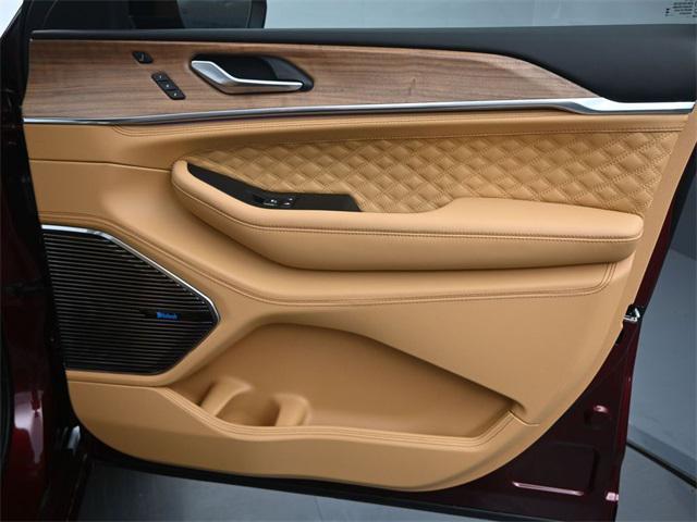 new 2025 Jeep Grand Cherokee car, priced at $62,244