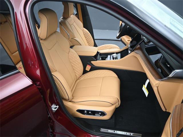 new 2025 Jeep Grand Cherokee car, priced at $62,244