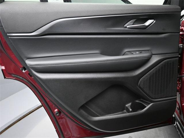 new 2025 Jeep Grand Cherokee L car, priced at $46,712