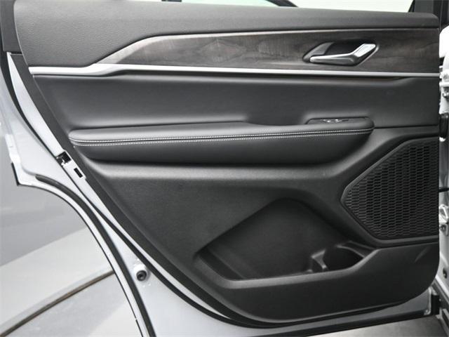 new 2025 Jeep Grand Cherokee L car, priced at $49,506