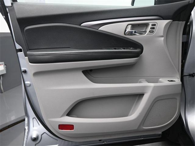 used 2022 Honda Pilot car, priced at $33,525