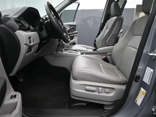 used 2022 Honda Pilot car, priced at $33,525