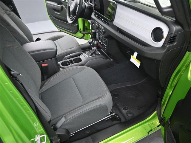new 2025 Jeep Wrangler car, priced at $51,627