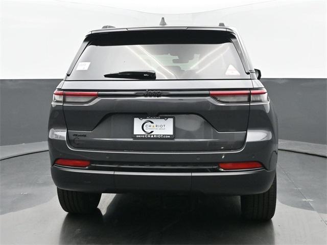 new 2025 Jeep Grand Cherokee car, priced at $39,910