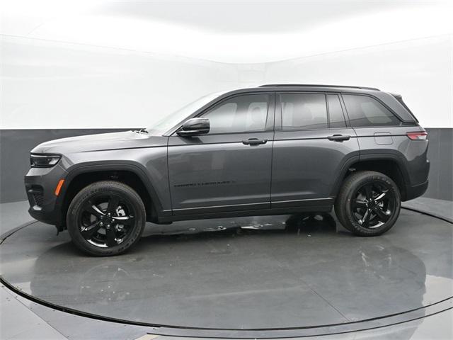 new 2025 Jeep Grand Cherokee car, priced at $39,910