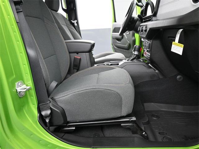 new 2025 Jeep Wrangler car, priced at $56,164