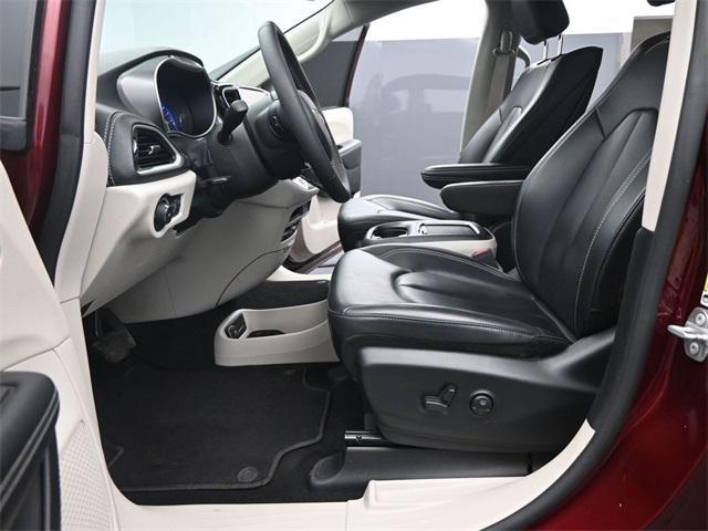 used 2023 Chrysler Pacifica car, priced at $35,490