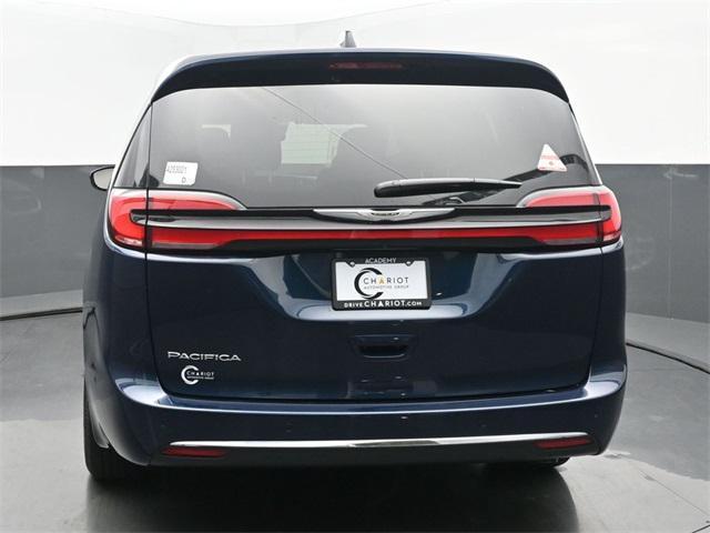new 2025 Chrysler Pacifica car, priced at $40,115