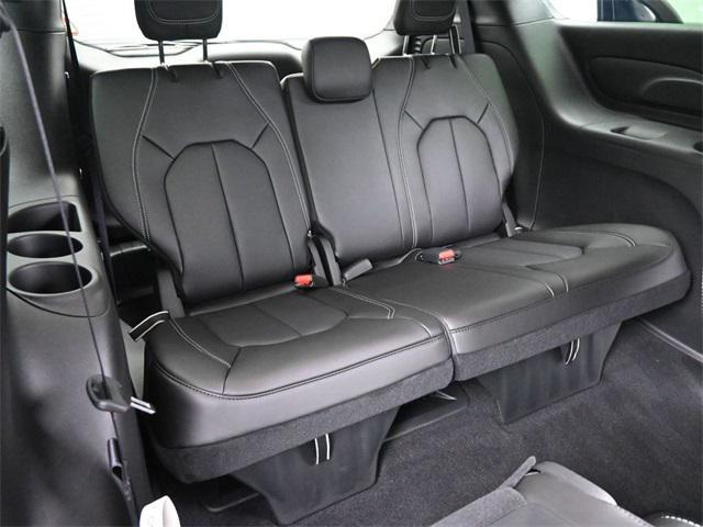 new 2025 Chrysler Pacifica car, priced at $40,115