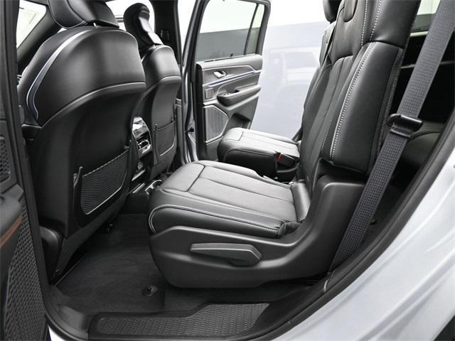 new 2025 Jeep Grand Cherokee L car, priced at $63,517