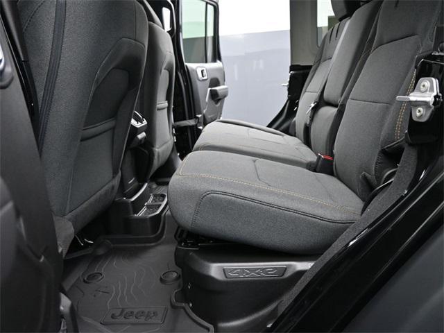 new 2025 Jeep Wrangler car, priced at $54,692