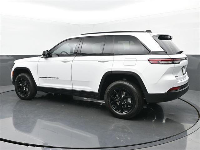 new 2025 Jeep Grand Cherokee car, priced at $41,157