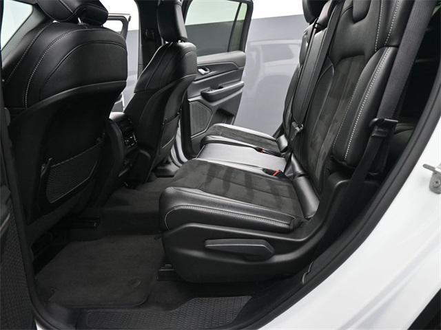 used 2024 Jeep Grand Cherokee L car, priced at $30,543