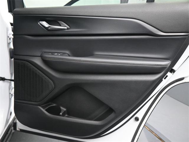 used 2024 Jeep Grand Cherokee L car, priced at $30,543