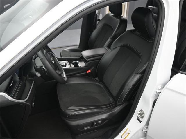 used 2024 Jeep Grand Cherokee L car, priced at $30,543