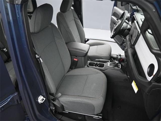 new 2025 Jeep Wrangler car, priced at $44,193