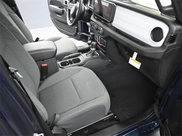 new 2025 Jeep Wrangler car, priced at $44,193