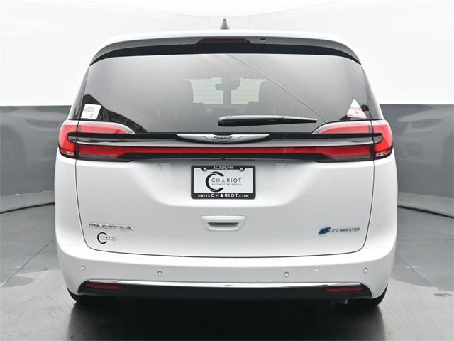 new 2025 Chrysler Pacifica Hybrid car, priced at $48,881