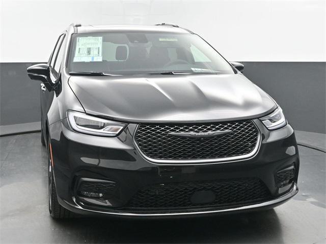 new 2026 Chrysler Pacifica car, priced at $50,121