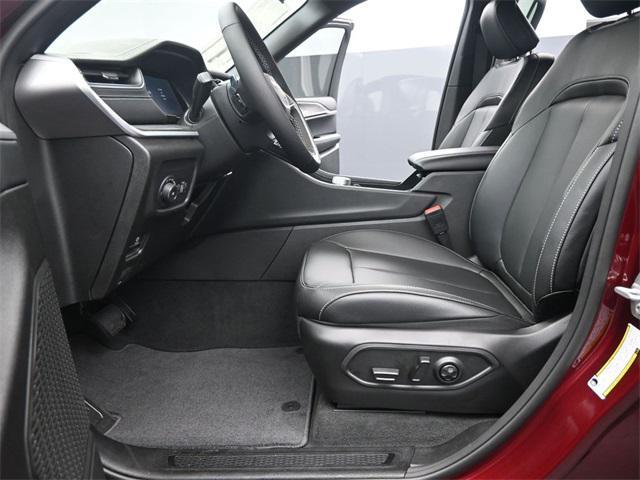 new 2025 Jeep Grand Cherokee car, priced at $50,566