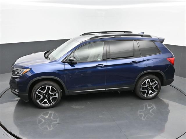 used 2022 Honda Passport car, priced at $30,899