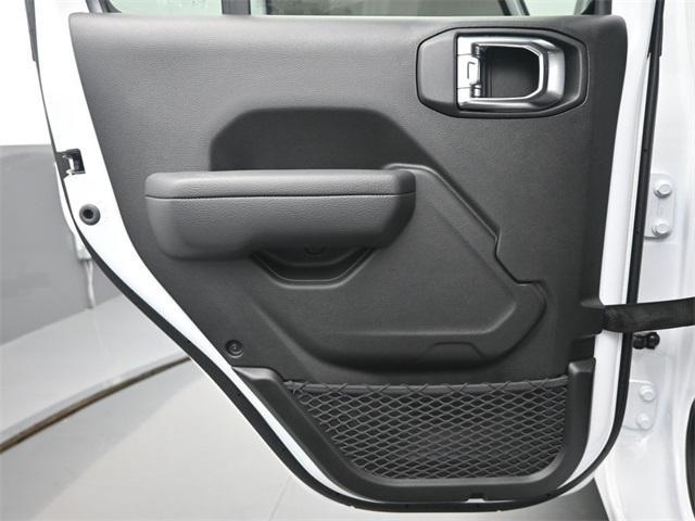 new 2025 Jeep Wrangler car, priced at $46,741