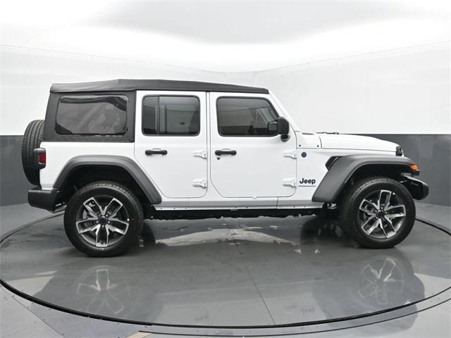 new 2025 Jeep Wrangler car, priced at $46,741