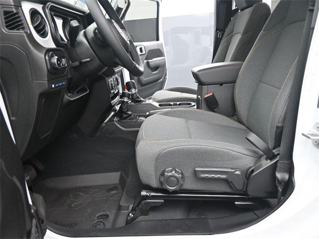 new 2025 Jeep Wrangler car, priced at $46,741