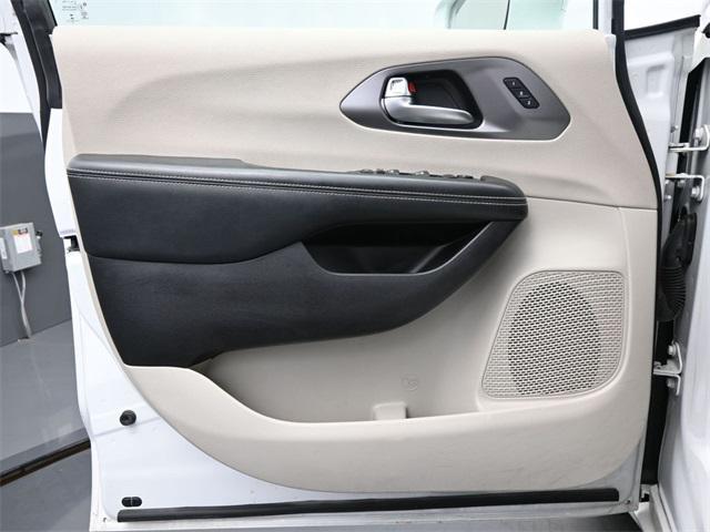 used 2022 Chrysler Pacifica car, priced at $17,995