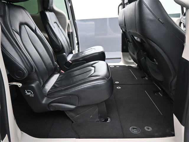 used 2022 Chrysler Pacifica car, priced at $17,995