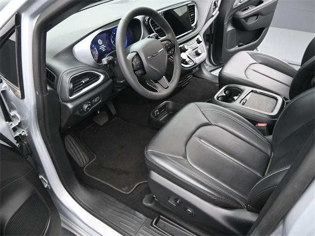 used 2024 Chrysler Pacifica car, priced at $38,995