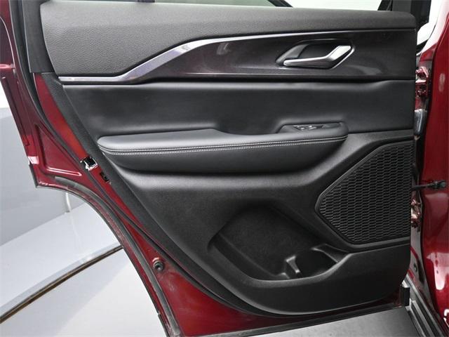 used 2023 Jeep Grand Cherokee car, priced at $35,995