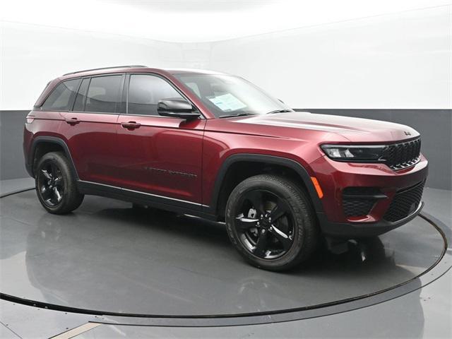 used 2023 Jeep Grand Cherokee car, priced at $35,995