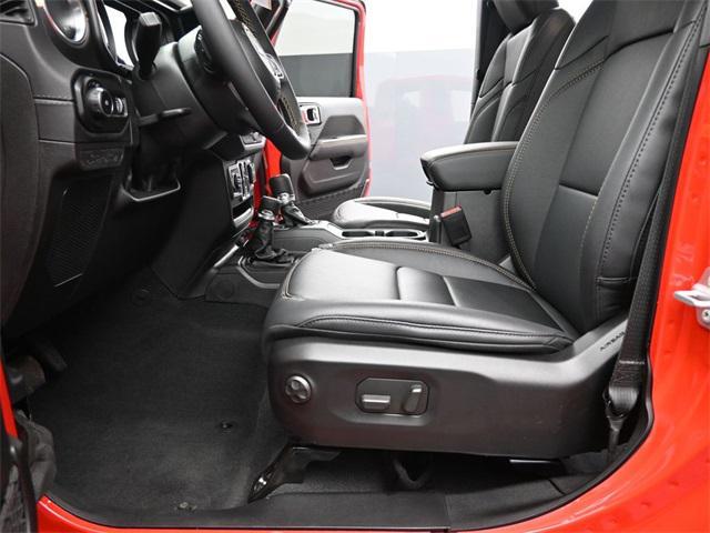 new 2025 Jeep Wrangler car, priced at $51,574
