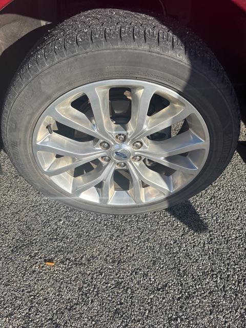 used 2018 Ford Expedition car, priced at $23,942