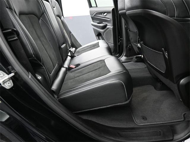 used 2023 Jeep Grand Cherokee car, priced at $33,995